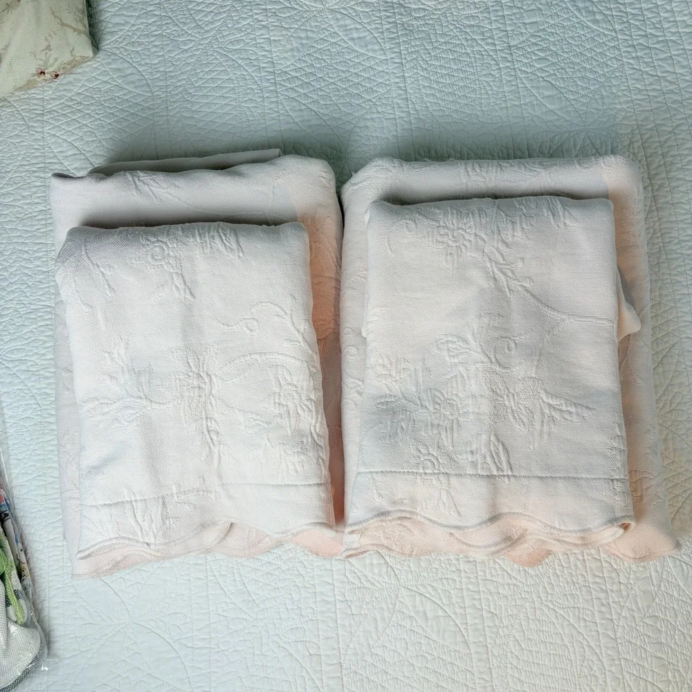 JCP Home Matelasse Coverlet And Pillow Sham Twin Soft Pink Scalloped 1 Of 2 Sets